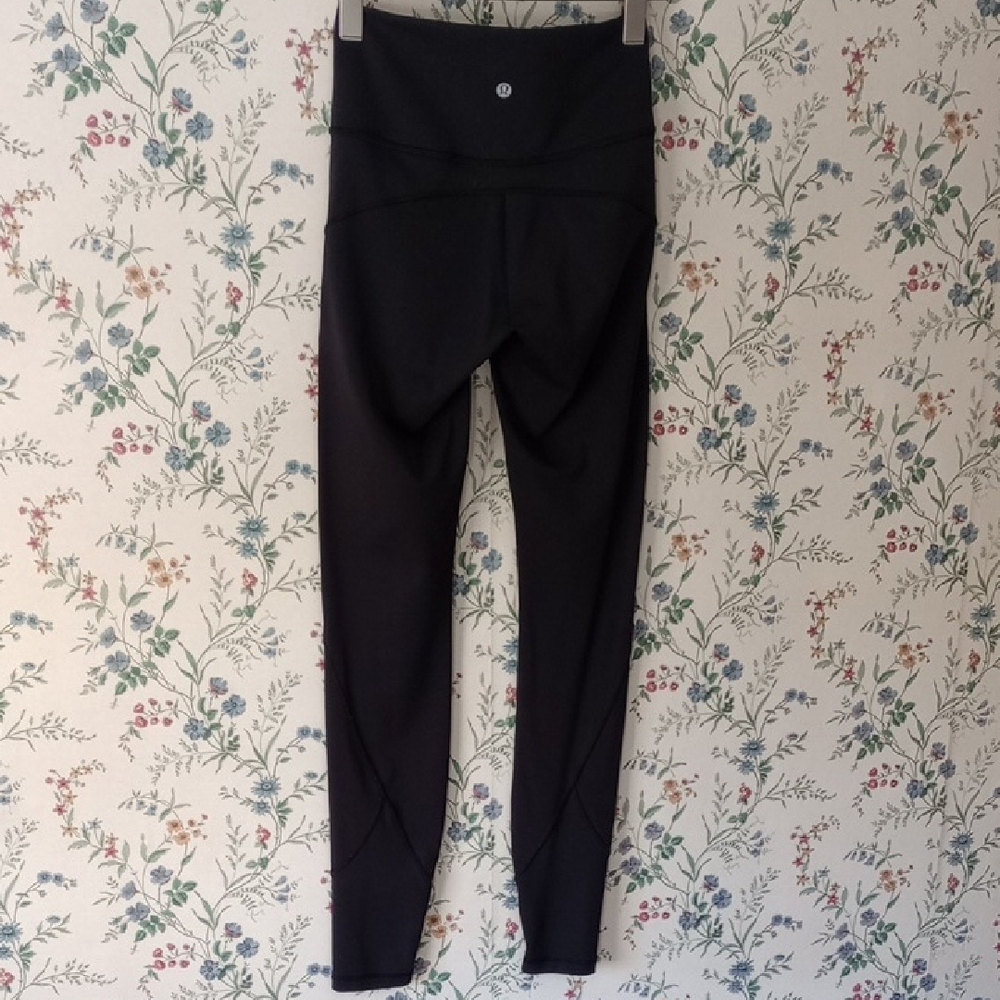 Lululemon Black High-Rise Yoga Pants - Picture 6 of 9